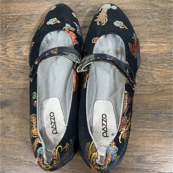 PAZZO Embroidered Mary Jane Flats Black US 8.5 EU 39 EUC - Picture 8 of 9